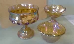 Iridescent glass ware